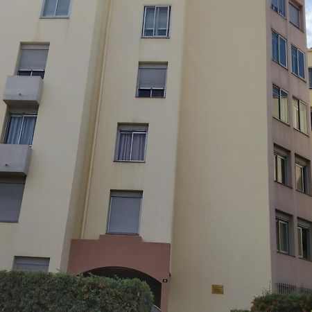 T2 55M2 Perpignan Proche Centre Ville Et Gare Avec Parking Exterior photo