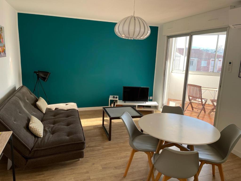 T2 55M2 Perpignan Proche Centre Ville Et Gare Avec Parking Exterior photo